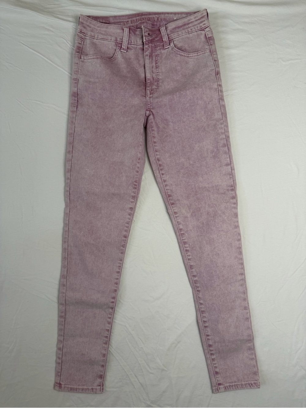 American Eagle Outfitters pink skinny jeans #americaneagle #denim